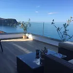 First House Appartement
