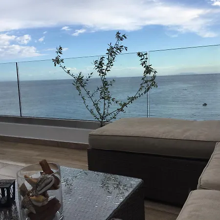 First House Appartamento