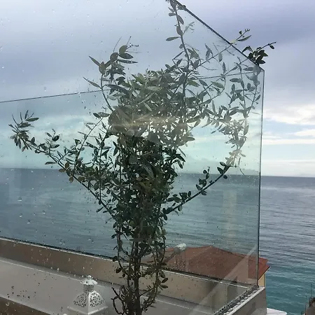 First House * Himara