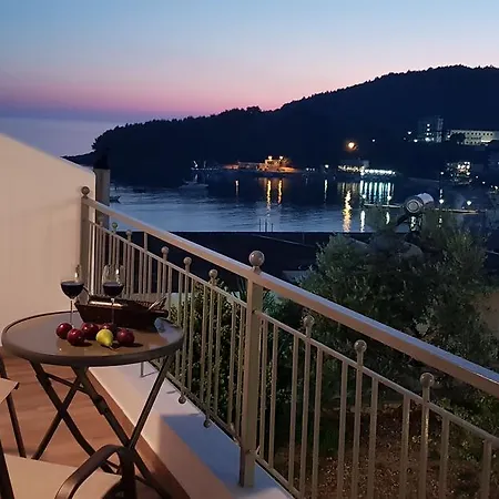 First House * Himara