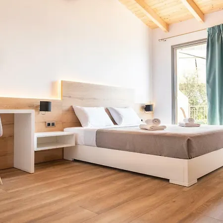 First House Appartamento Himare