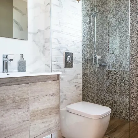 Apartman First House Himara