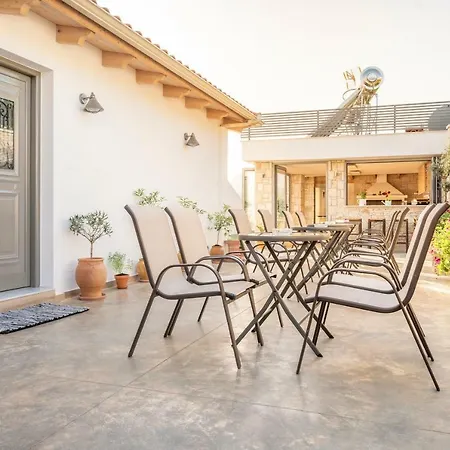 First House Appartamento *