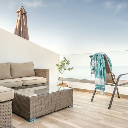 Apartman First House