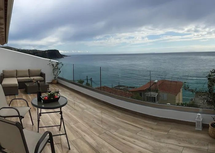 First House Daire Himarë