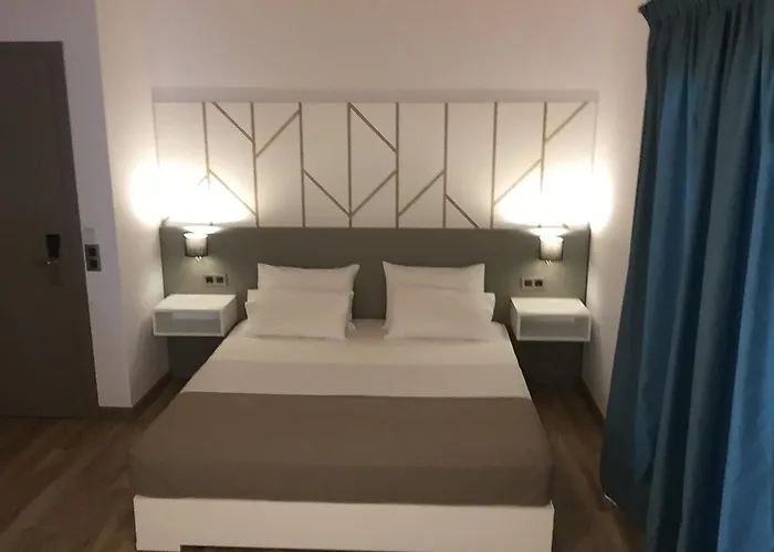 First House * Himarë