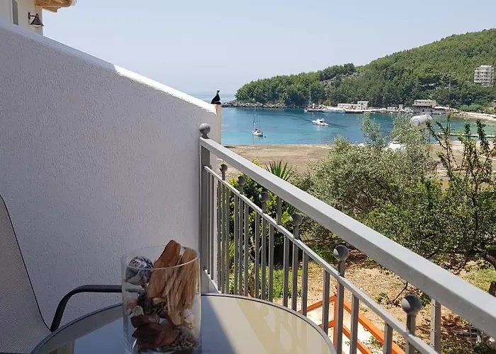 First House Daire Himarë