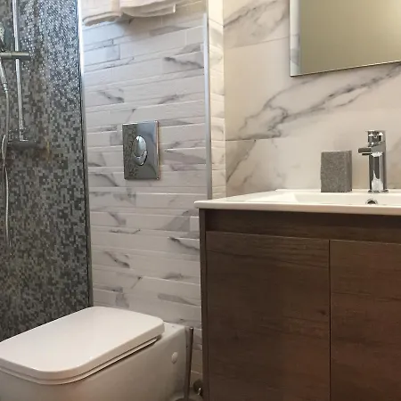 First House Appartement Himarë