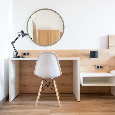 First House * Himarë