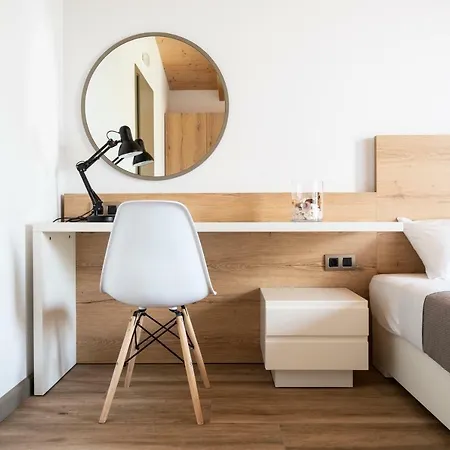 First House * Himarë