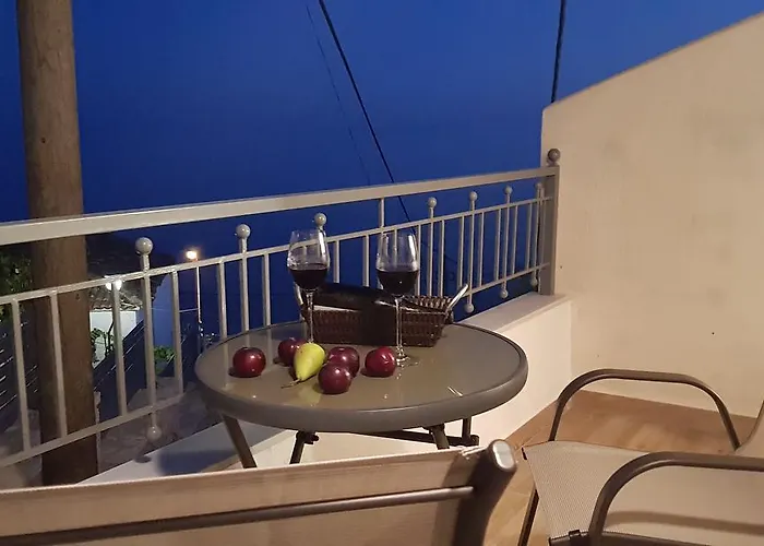 公寓 First House 希马拉