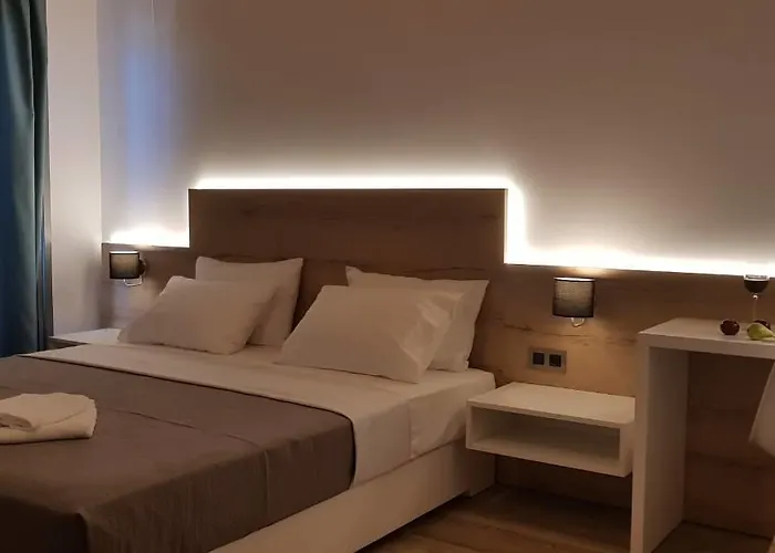 First House * 希马拉