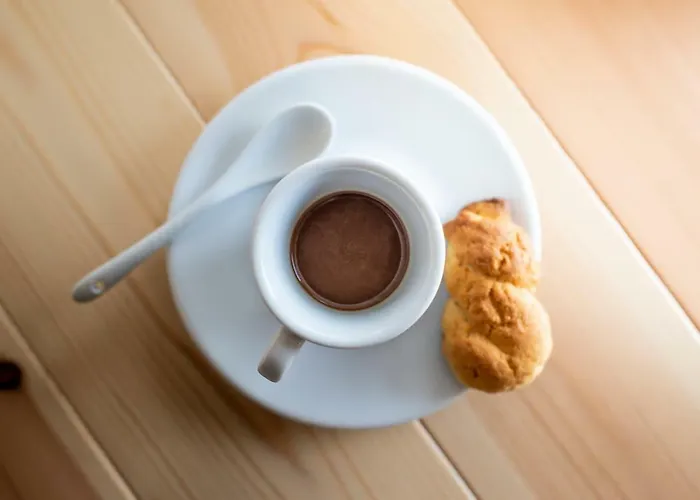 First House 希马拉